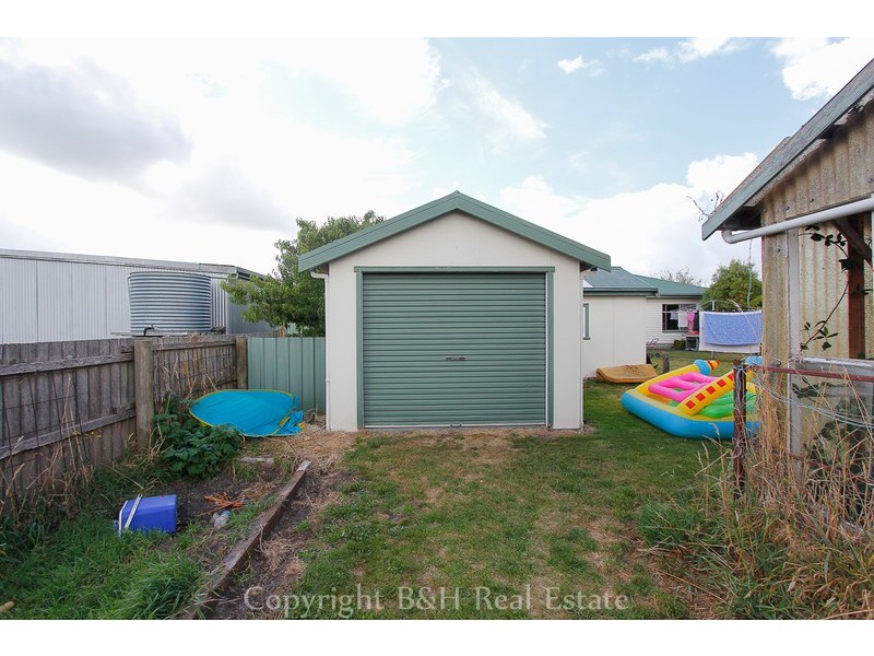 10 Hellyer Street, Smithton TAS 7330
