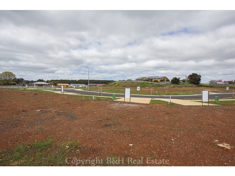 Lot 2/11 Roslyn Avenue, Romaine TAS 7320