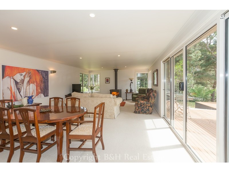 11 Bridge Street, Sisters Beach TAS 7321