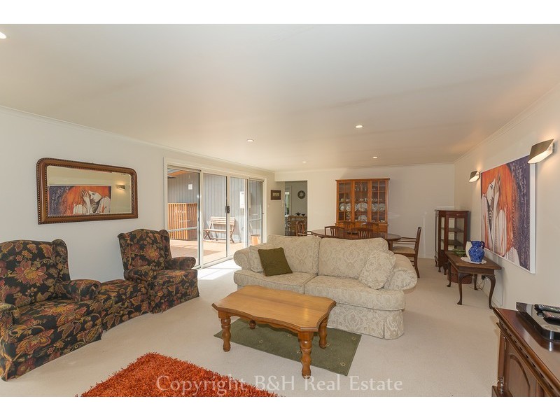 11 Bridge Street, Sisters Beach TAS 7321