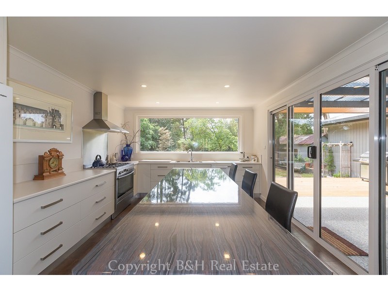 11 Bridge Street, Sisters Beach TAS 7321