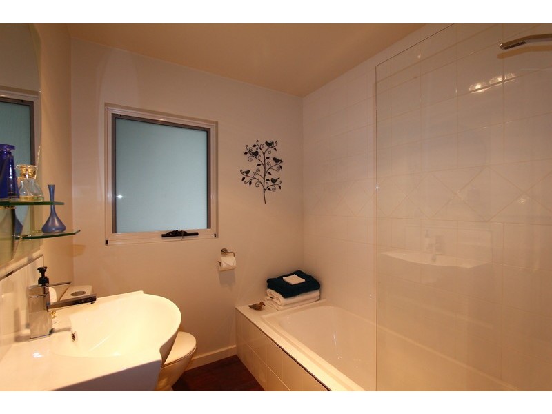 11 Bridge Street, Sisters Beach TAS 7321