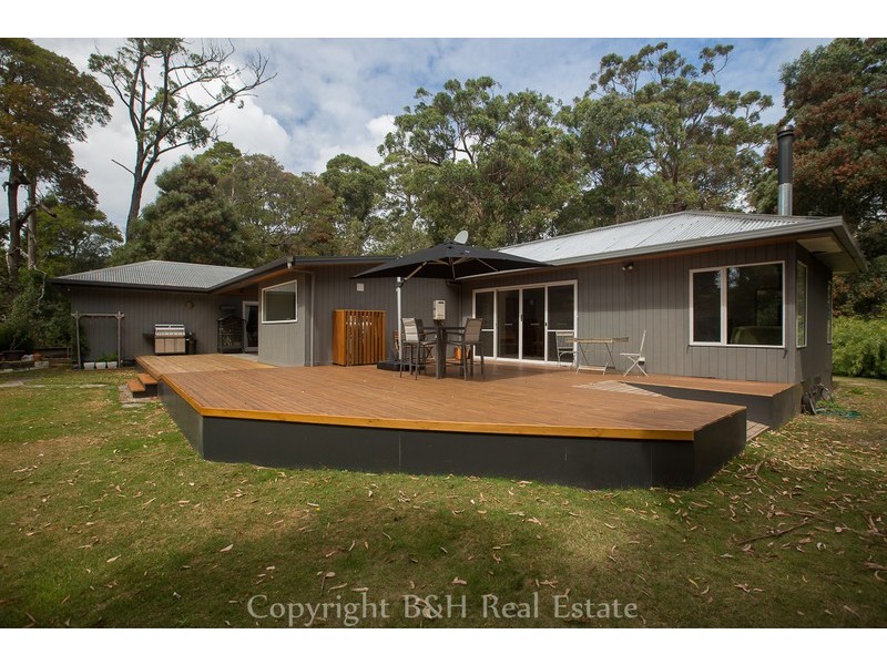 11 Bridge Street, Sisters Beach TAS 7321