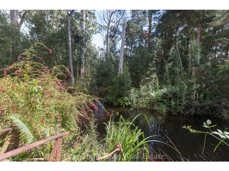 11 Bridge Street, Sisters Beach TAS 7321
