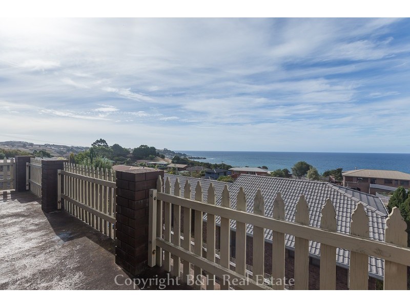 5 Hales Street, Penguin TAS 7316