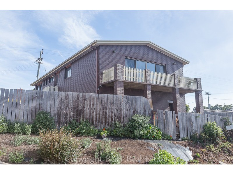 5 Hales Street, Penguin TAS 7316