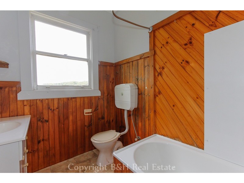 11 Myrtle Cresent, Emu Heights TAS 7320