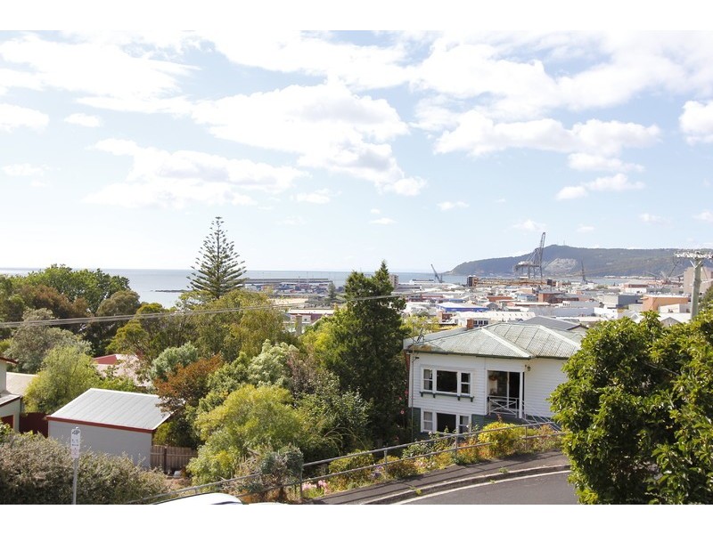 7 Regent Street, Burnie TAS 7320