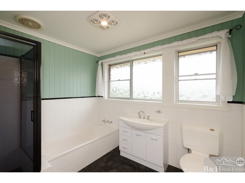 25 Lakin Street, West Ulverstone TAS 7315