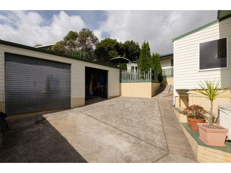 11 Elizabeth Street, Penguin TAS 7316