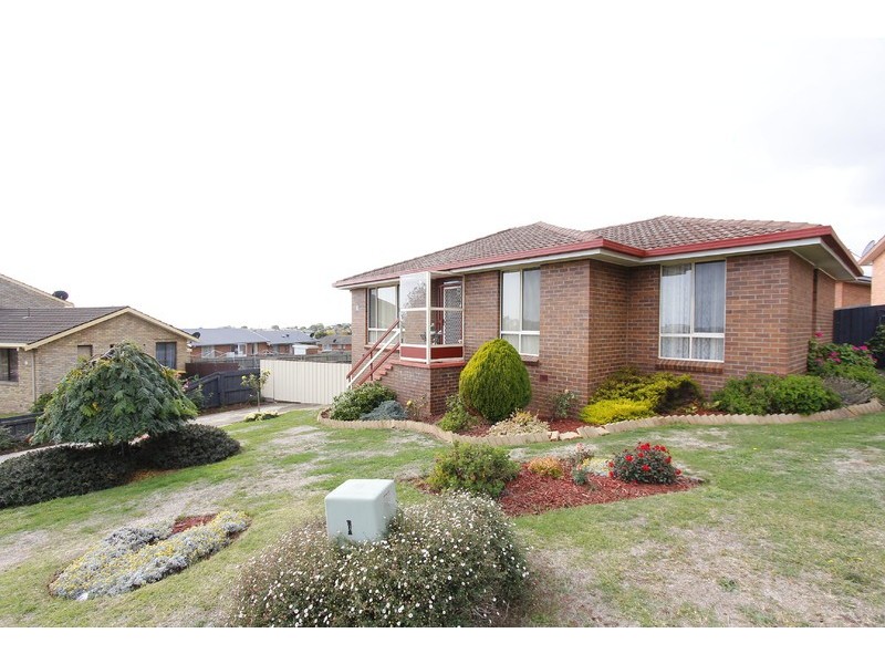 2 Warruga Court, West Ulverstone TAS 7315