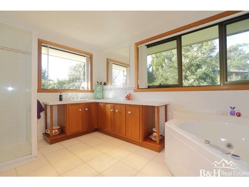 4 Table Cape Road, Wynyard TAS 7325