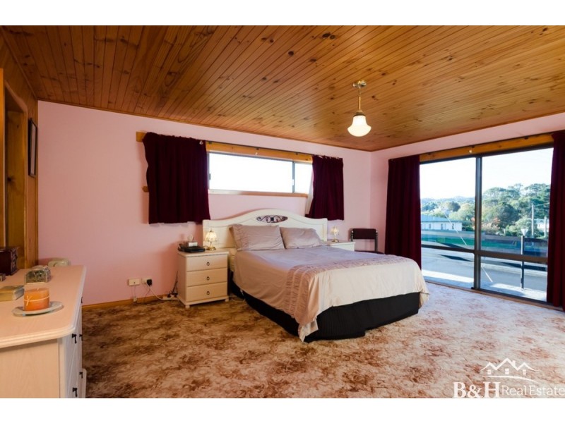 28 Hales Street, Wynyard TAS 7325