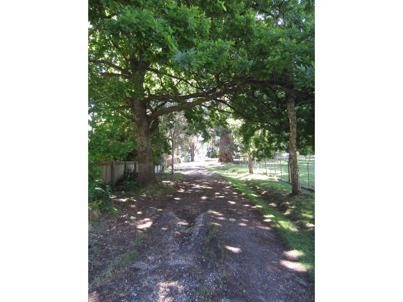 18 Lester Road, Penguin TAS 7316