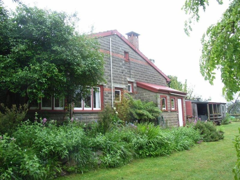 18 Lester Road, Penguin TAS 7316