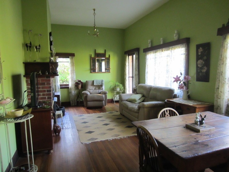 18 Lester Road, Penguin TAS 7316