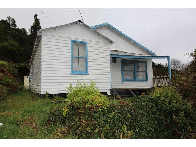 10 Du Cane, Queenstown TAS 7467