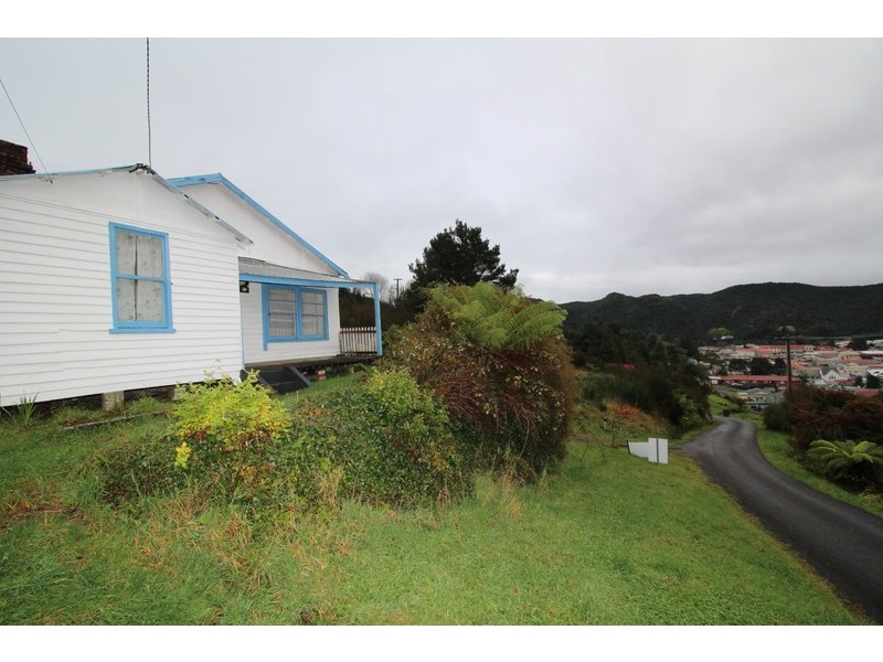 10 Du Cane, Queenstown TAS 7467