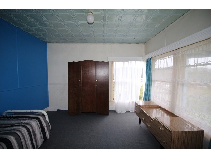 10 Du Cane, Queenstown TAS 7467