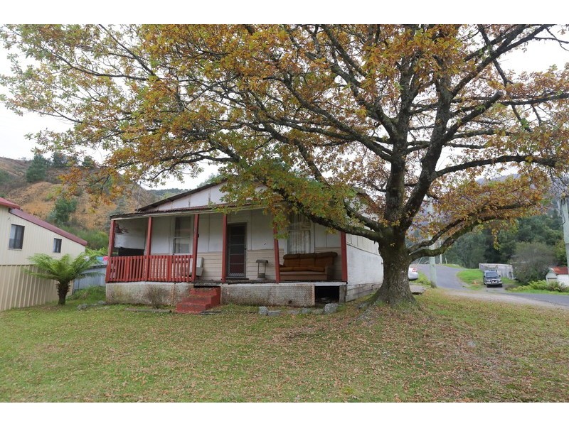 86 Batchelor Street, Queenstown TAS 7467