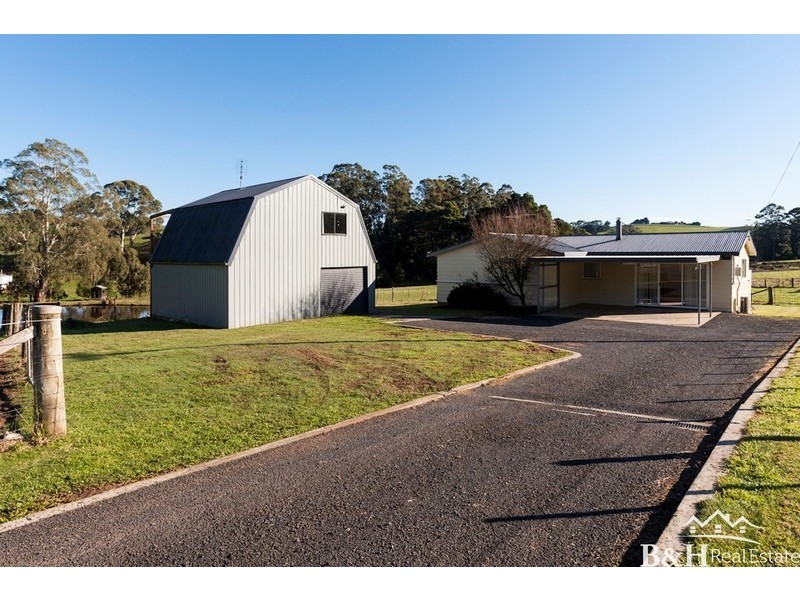 27 Blackwood Road, West Ulverstone TAS 7315
