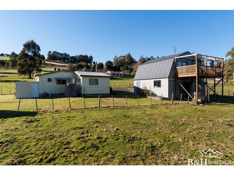 27 Blackwood Road, West Ulverstone TAS 7315