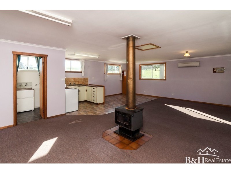 27 Blackwood Road, West Ulverstone TAS 7315