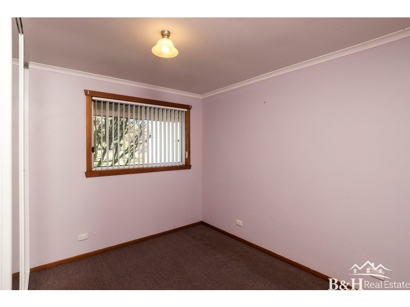 27 Blackwood Road, West Ulverstone TAS 7315
