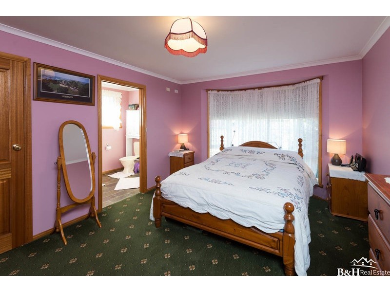 1 Banks Place, Turners Beach TAS 7315