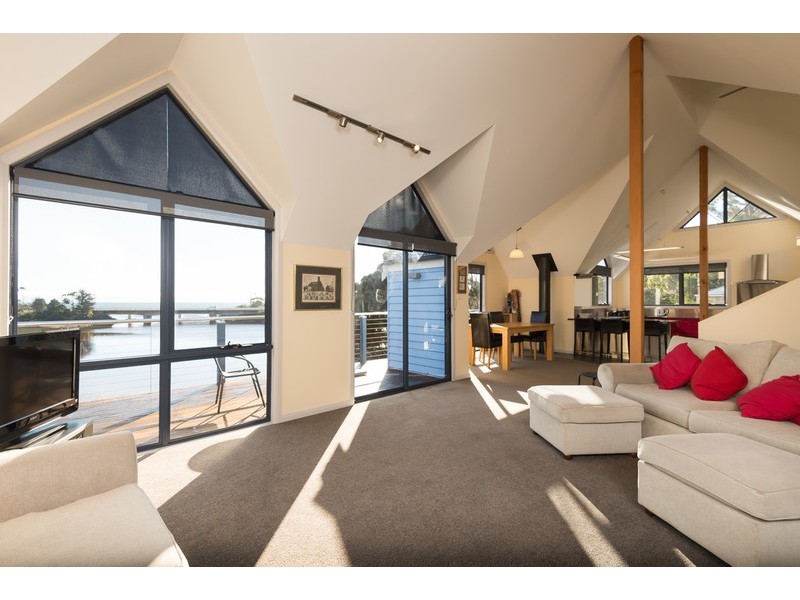 2 Blythe Street, Heybridge TAS 7316