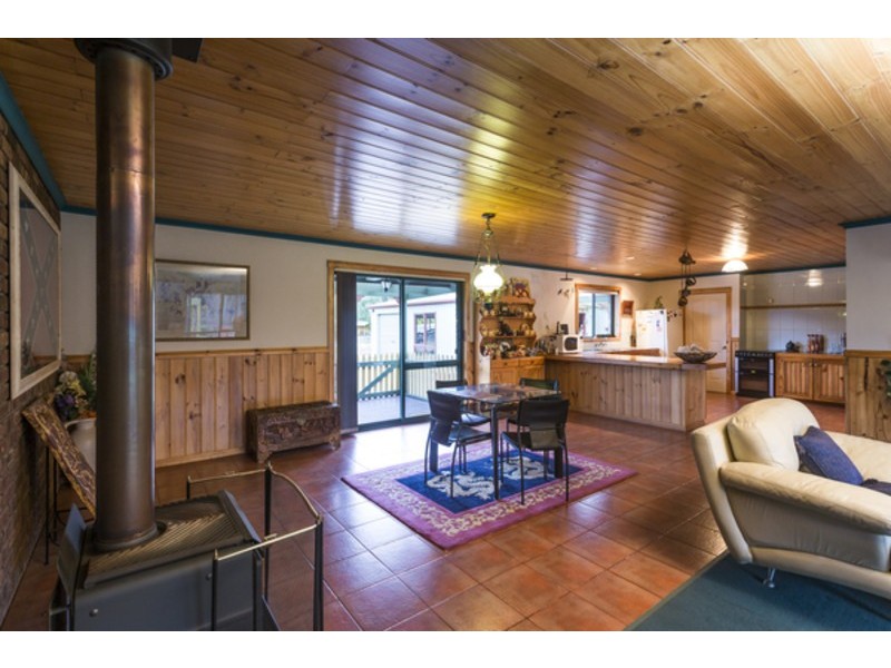 20 Bundarra Drive, Squeaking Point TAS 7307