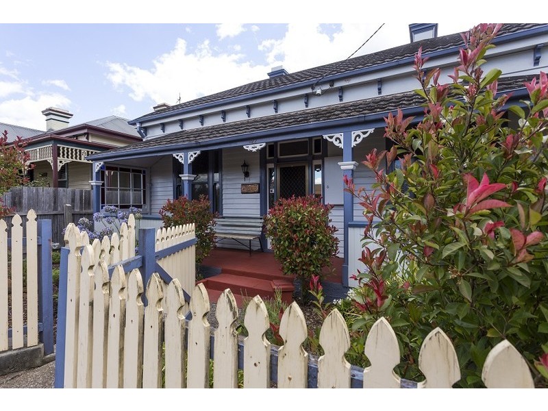 22 Hiller Street, Devonport TAS 7310