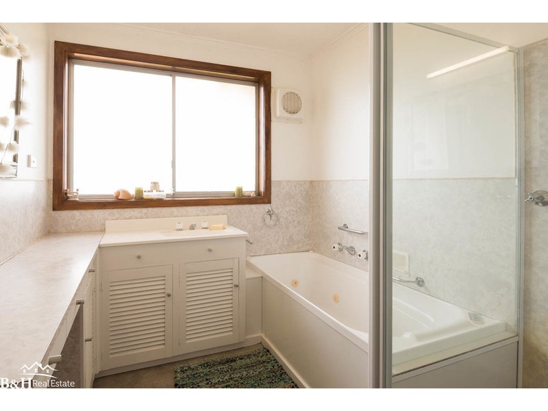 38 West Ridge Road, Penguin TAS 7316