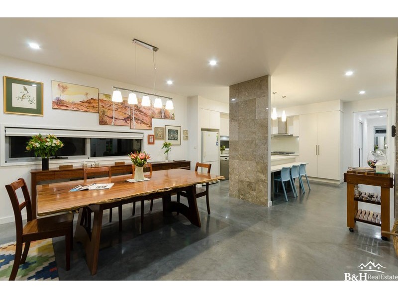 1/16 Main Street, Ulverstone TAS 7315