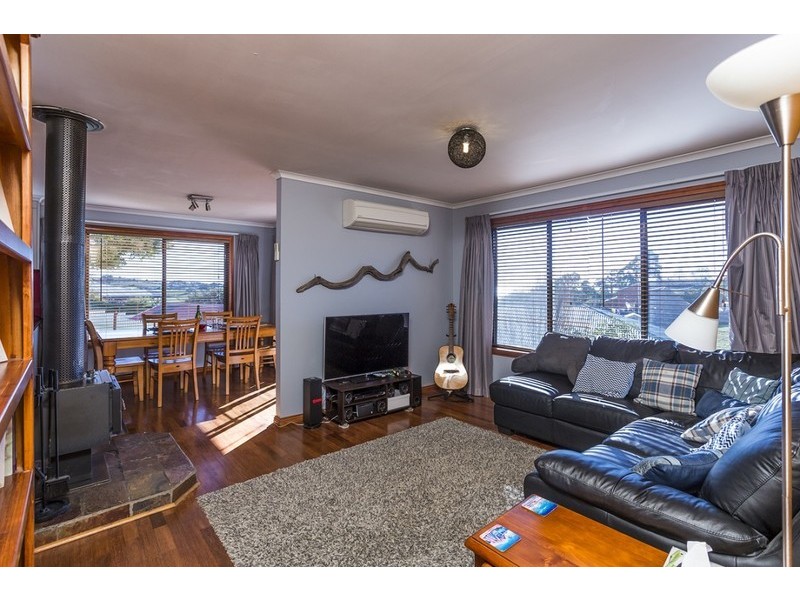 11 Sunset Lane, Penguin TAS 7316