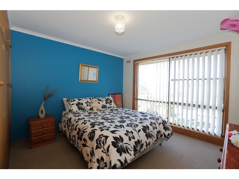 2 Greenacre Street, Upper Burnie TAS 7320