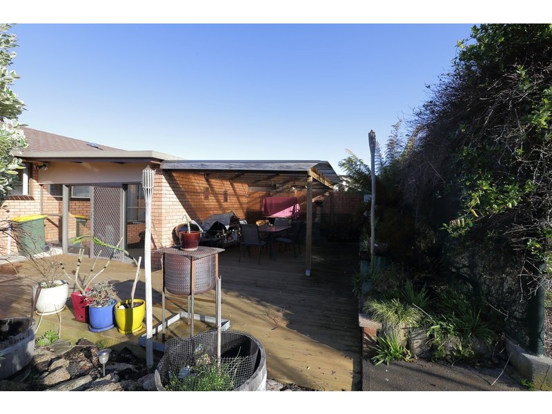 2 Greenacre Street, Upper Burnie TAS 7320