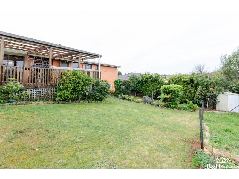 25 Futuna Avenue, Park Grove TAS 7320