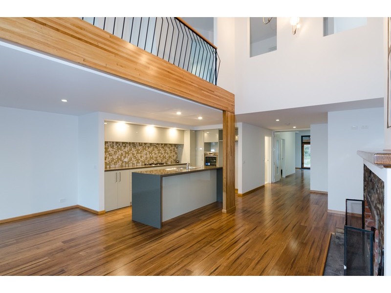 110 Main Road, Penguin TAS 7316