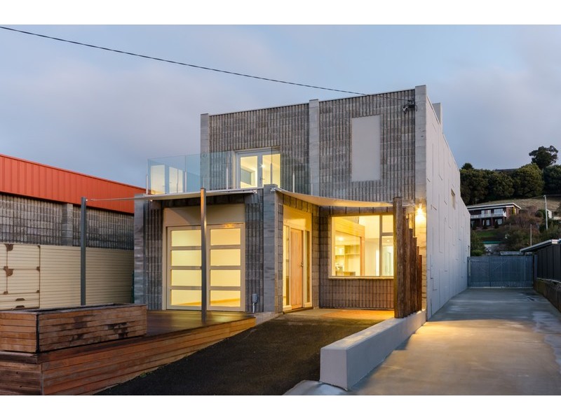 110 Main Road, Penguin TAS 7316