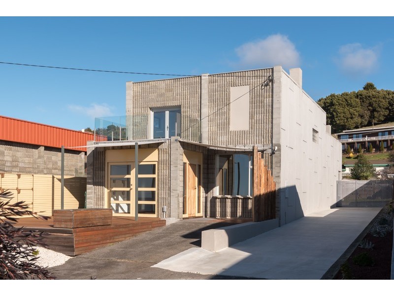 110 Main Road, Penguin TAS 7316