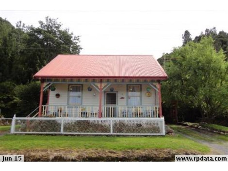 12 Urquhart Street, Queenstown TAS 7467