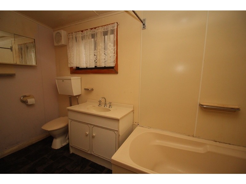 12 Urquhart Street, Queenstown TAS 7467