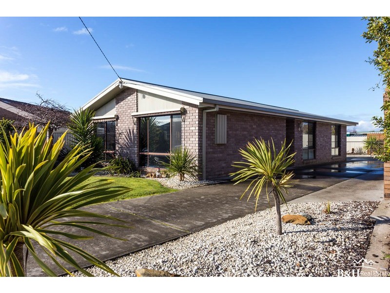 17 Roberts Court, Devonport TAS 7310