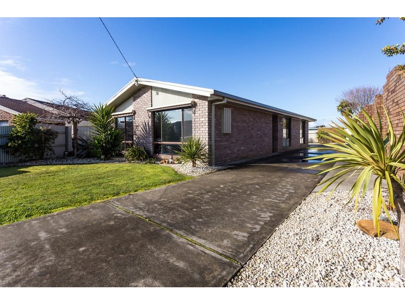 17 Roberts Court, Devonport TAS 7310