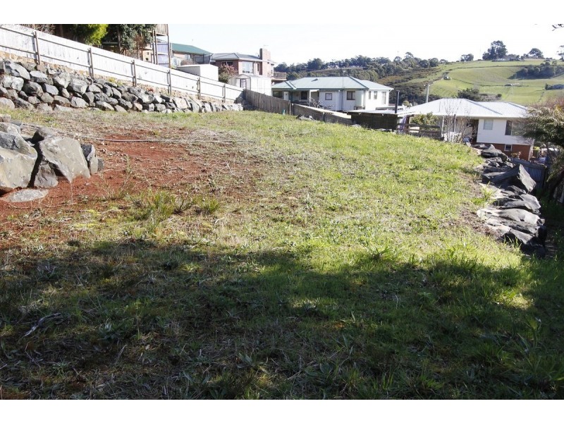 13 Quinn Street, Penguin TAS 7316