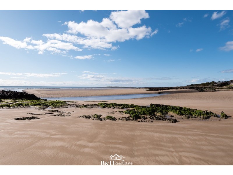 10 Dunn Street, Crayfish Creek TAS 7321