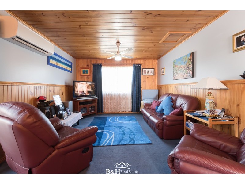 10 Dunn Street, Crayfish Creek TAS 7321