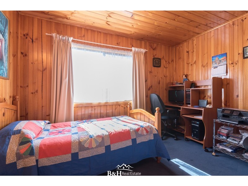 10 Dunn Street, Crayfish Creek TAS 7321