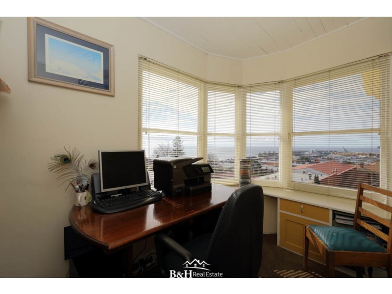 2 Amy Street, Burnie TAS 7320
